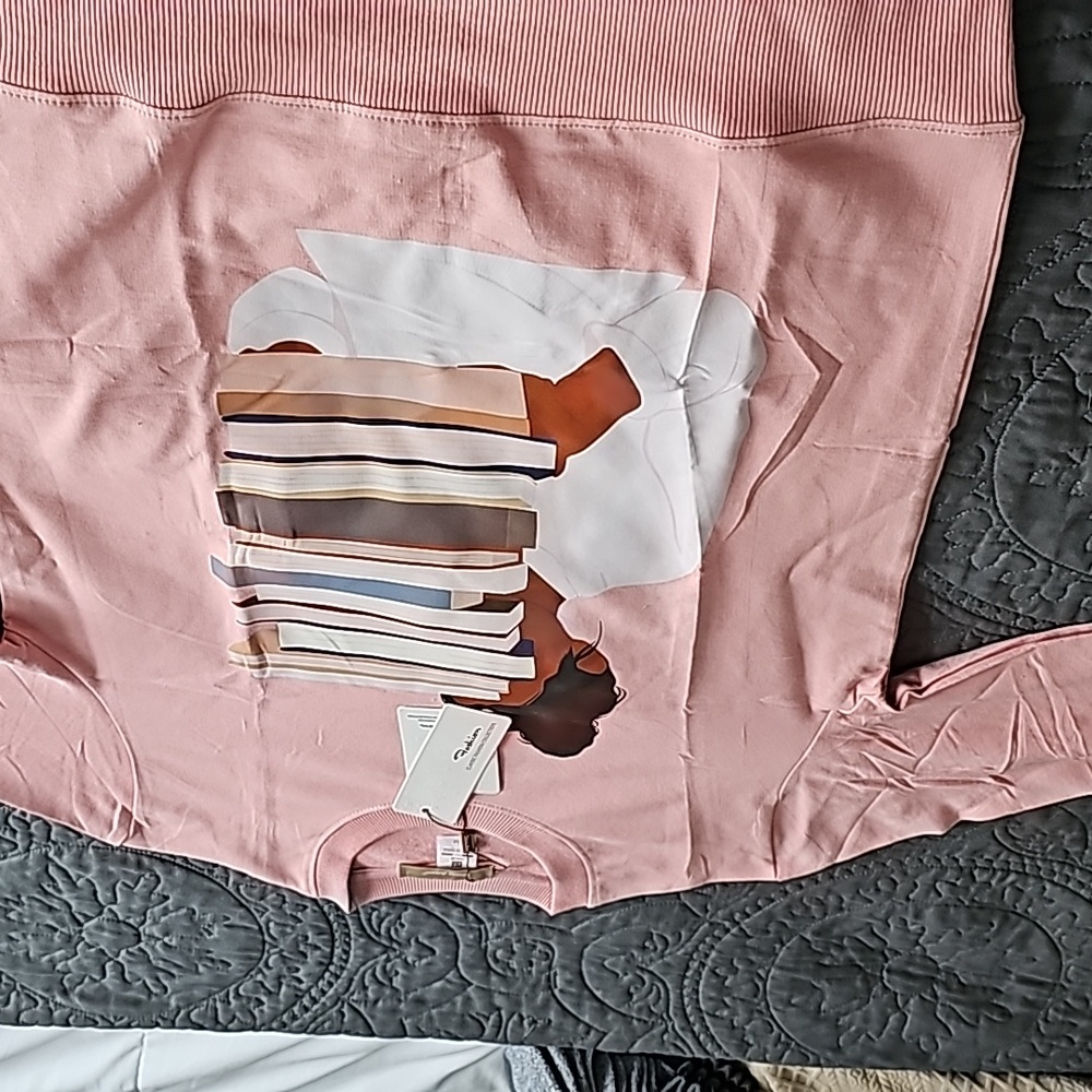 Hurst Atton lightweight mauve medium size sweatshirt.